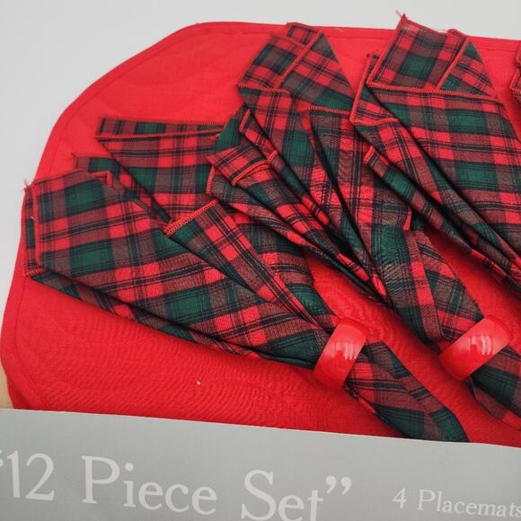 VTG QuiltCraft 12 Piece Set of Placemats Napkins Rings Red Plaid New in Package - Picture 7 of 10